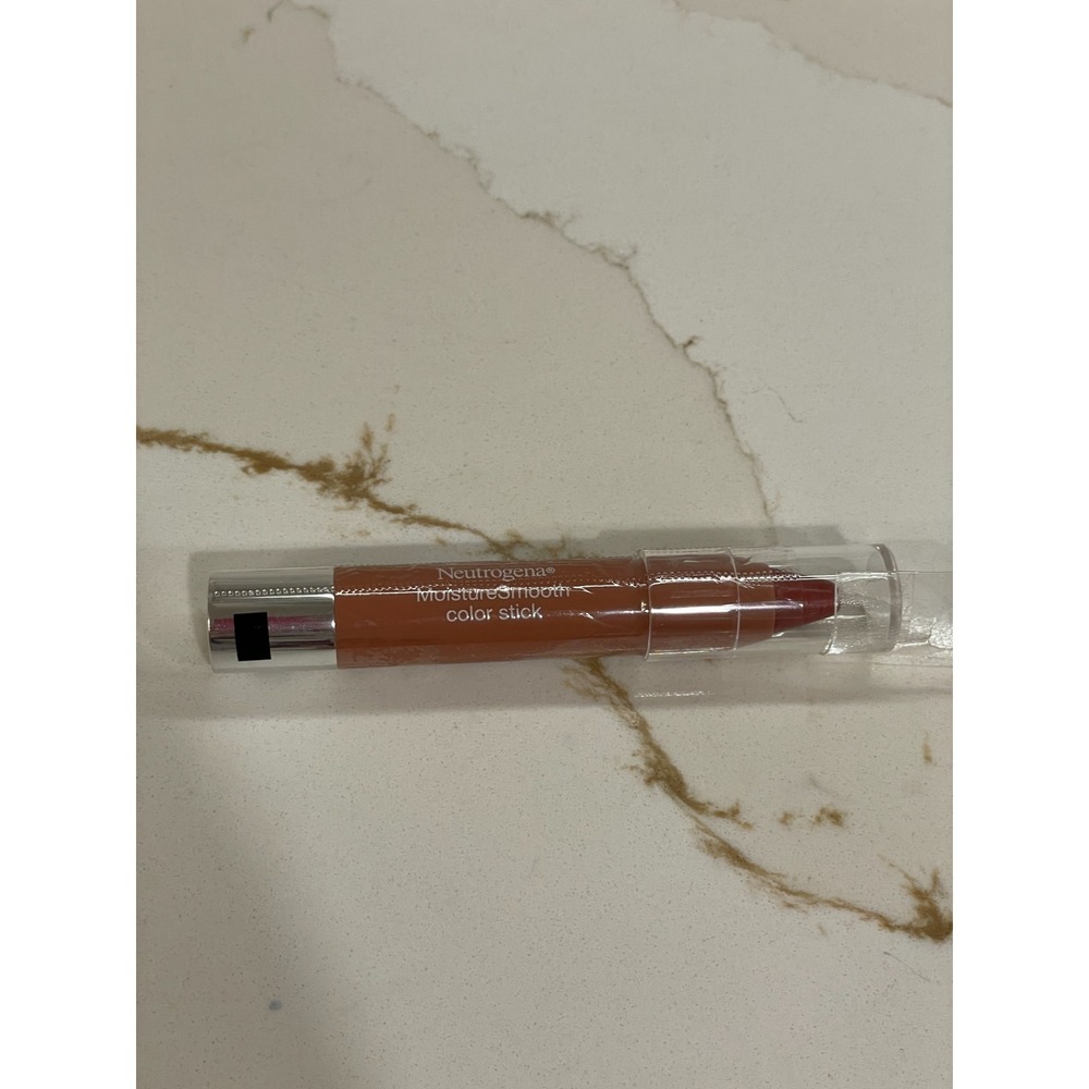 Neutrogena Moisture Smooth Color‎ Stick 110 Almond Nude 0.11 oz Sealed Lip